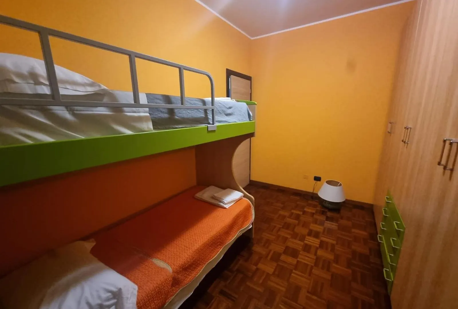 Casa Via Asti Apartment Piacenza